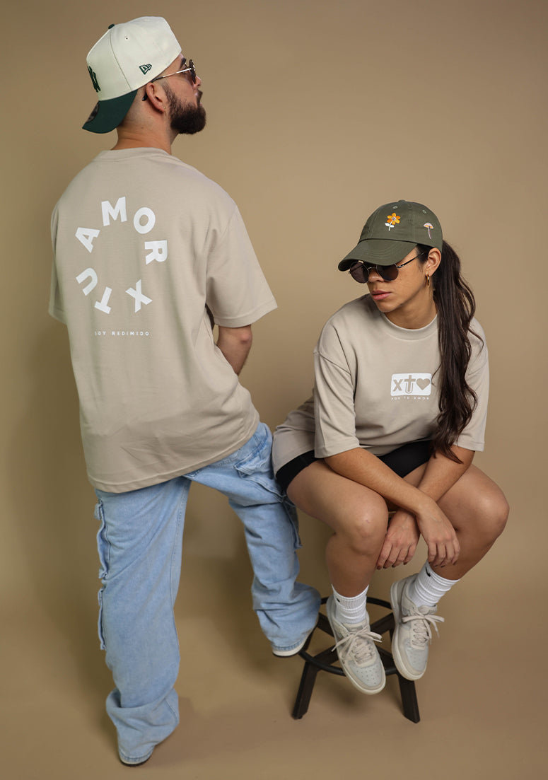 X Tu Amor soy Redimido Lite Sand Oversized Tee