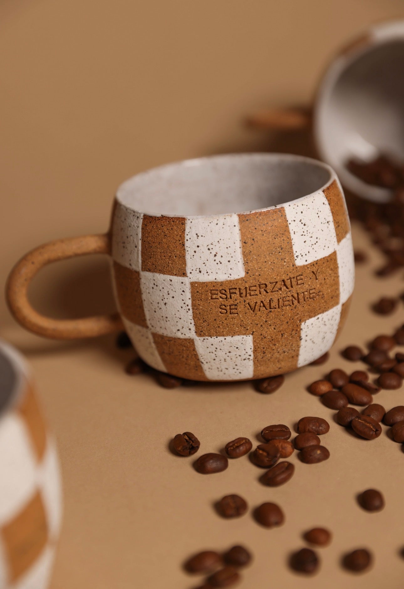 Taza Esfuerzate y se Valiente  - X TU Amor Pottery Main image