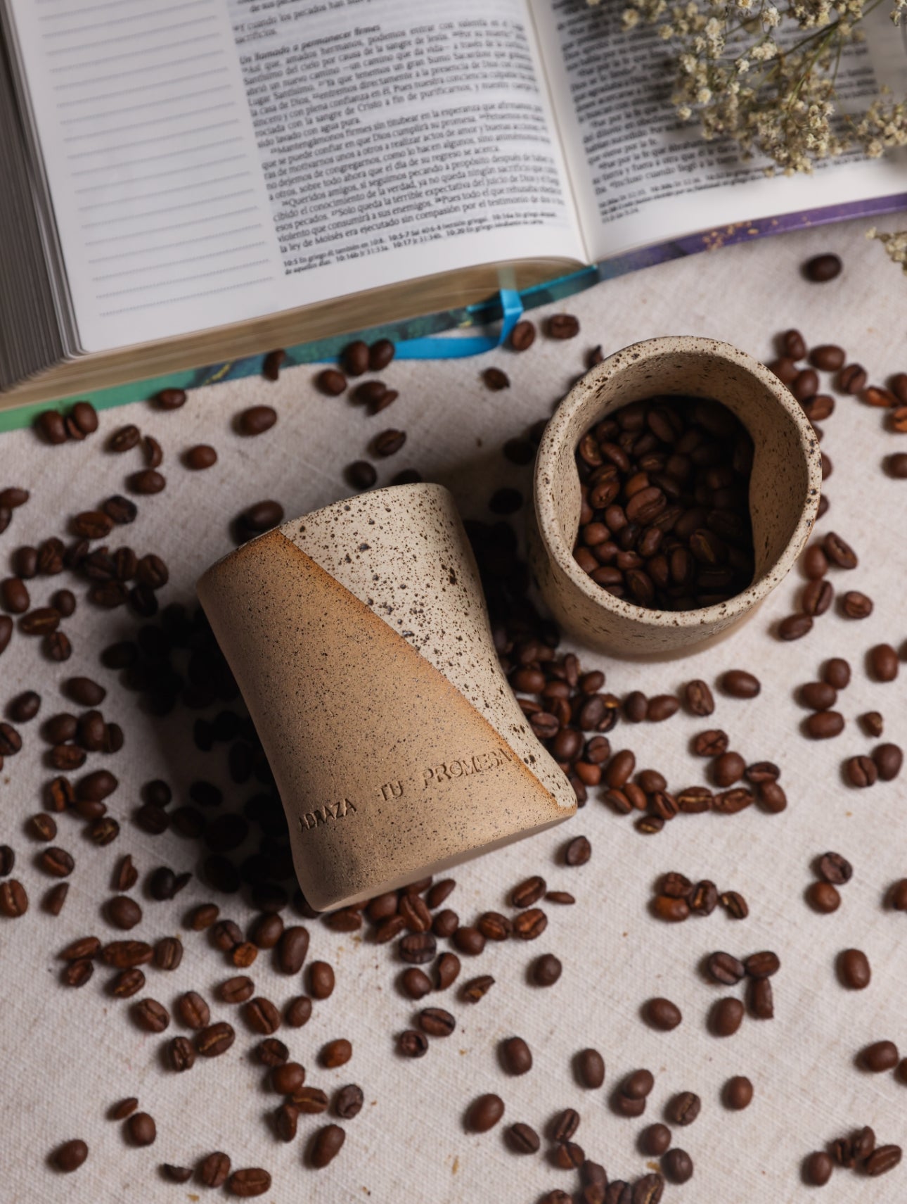 Taza Crema Cookies & Creeme - X TU Amor Pottery Main image