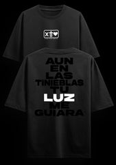 Aun en las tu LUZ me guiara -  Black Oversized Tee