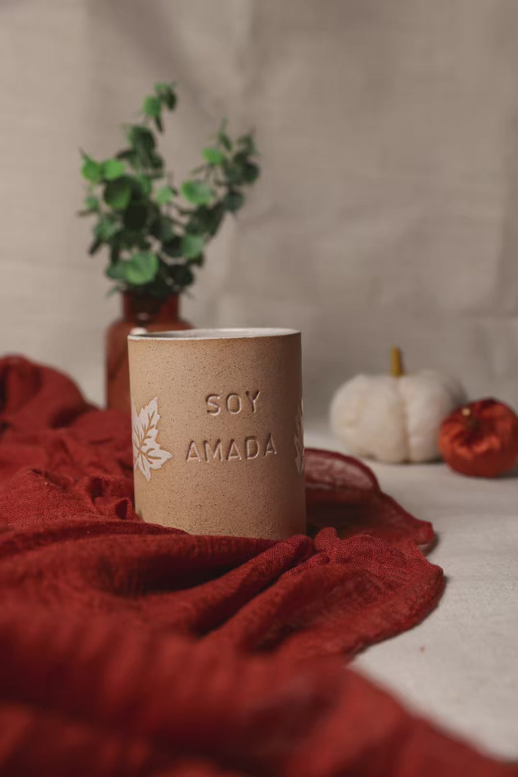 Taza Soy Valiosa y Soy Amada - X TU Amor Pottery